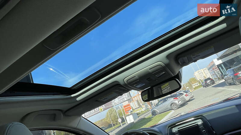 Седан Mazda 6 2014 в Львові