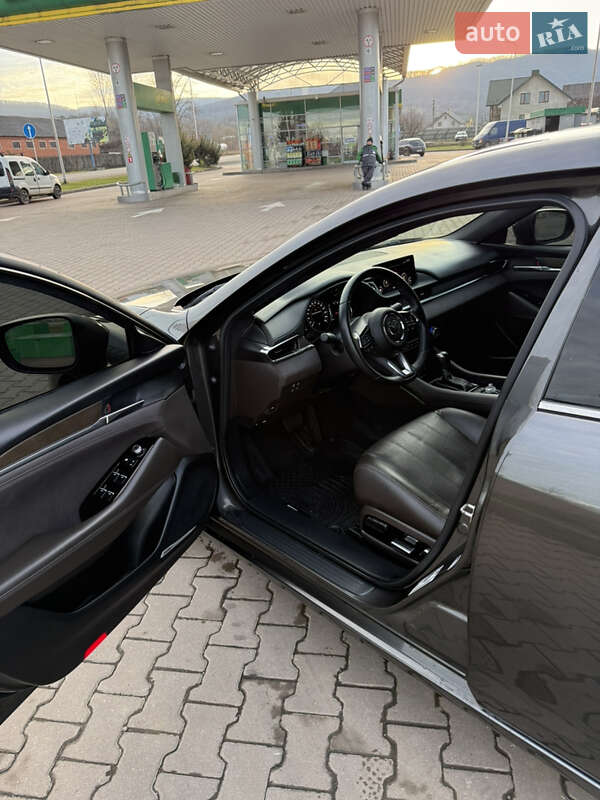 Седан Mazda 6 2018 в Косові