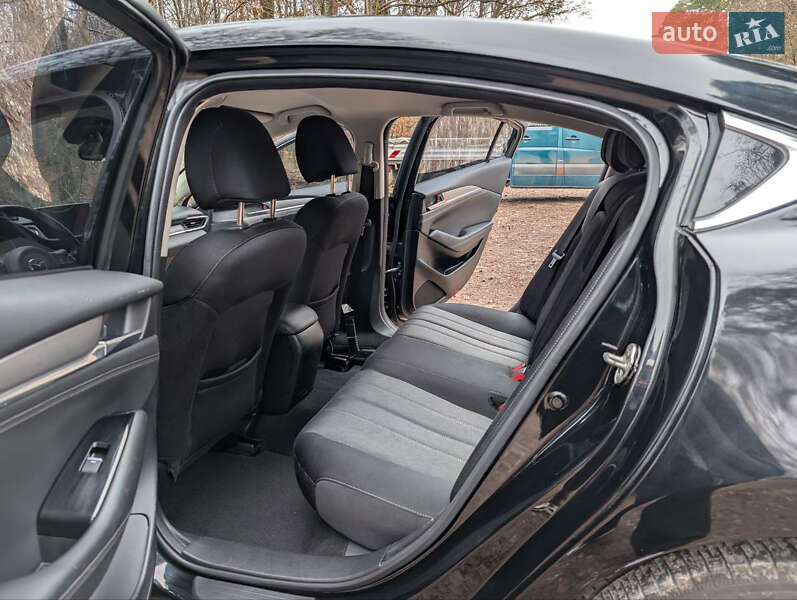 Седан Mazda 6 2019 в Киеве