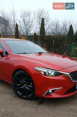 Седан Mazda 6 2015 в Надворной
