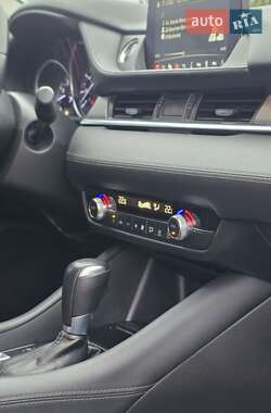 Седан Mazda 6 2019 в Днепре