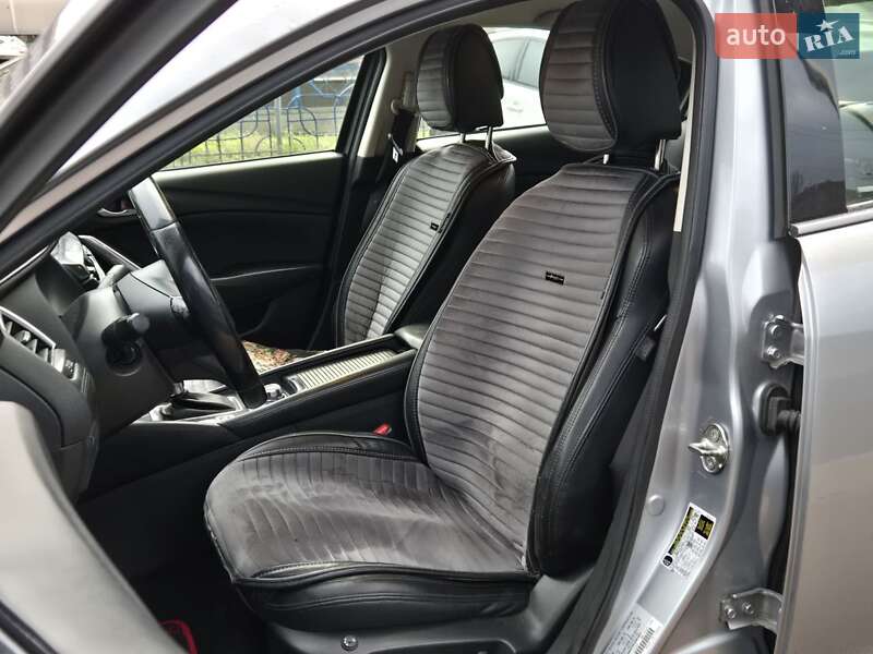 Седан Mazda 6 2016 в Киеве