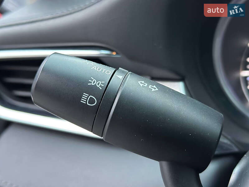 Седан Mazda 6 2018 в Дніпрі