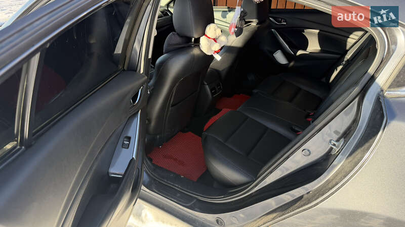 Седан Mazda 6 2015 в Вышгороде