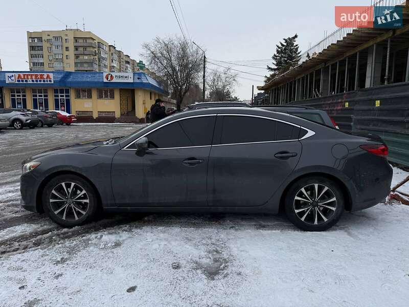 Седан Mazda 6 2013 в Днепре