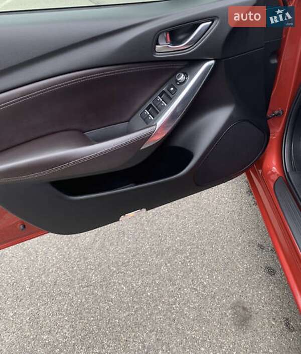 Седан Mazda 6 2016 в Николаеве