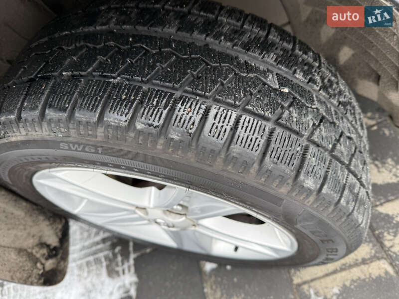 Седан Mazda 6 2007 в Днепре