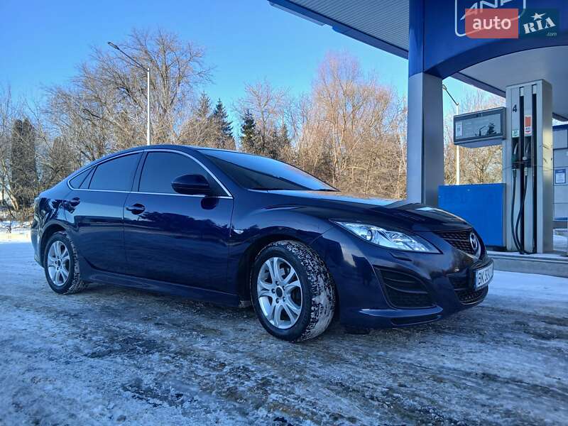 Седан Mazda 6 2010 в Дубно