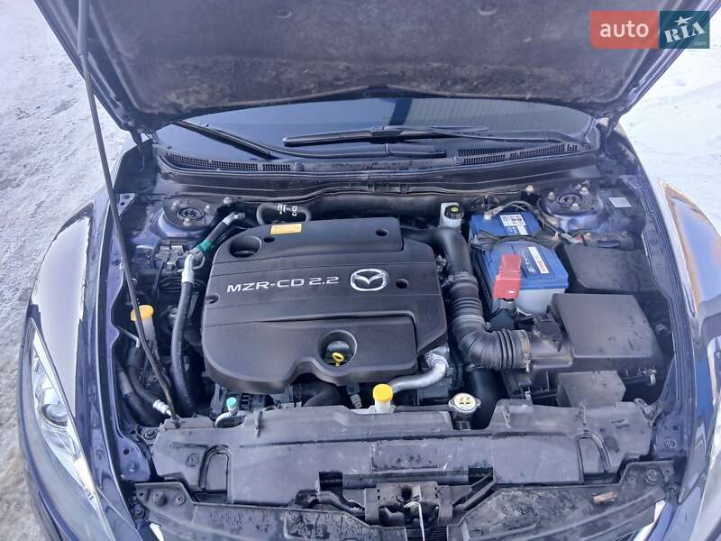 Седан Mazda 6 2010 в Дубно