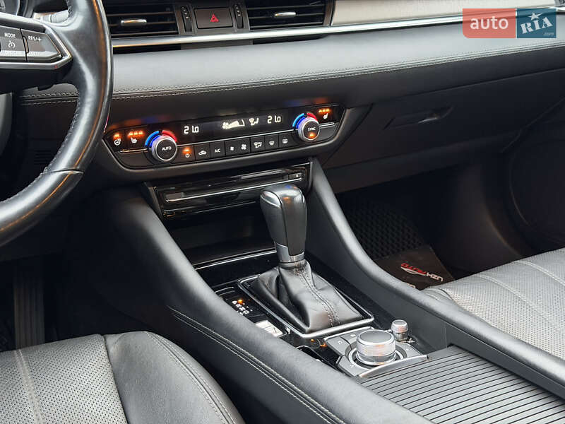 Седан Mazda 6 2018 в Ужгороде
