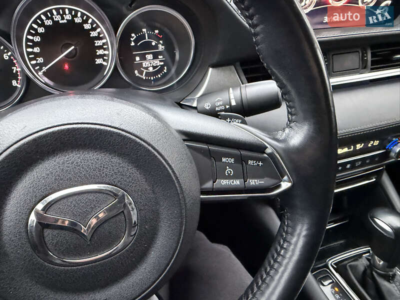 Седан Mazda 6 2018 в Ужгороде