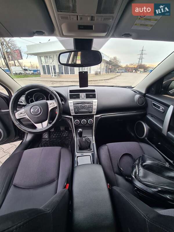 Седан Mazda 6 2007 в Черновцах