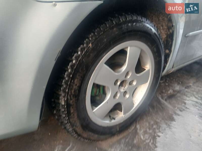 Седан Mazda 6 2003 в Тернополе