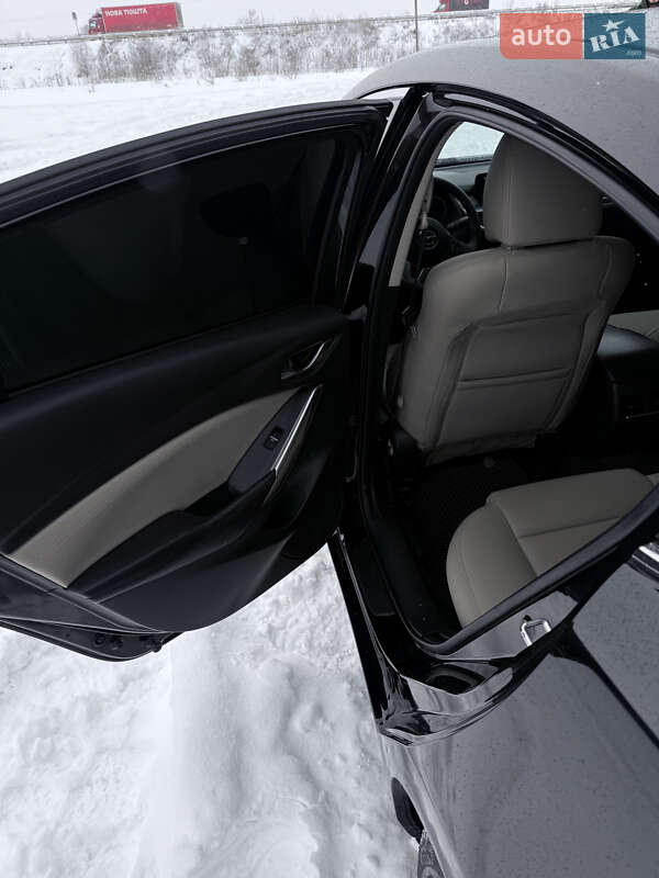 Седан Mazda 6 2016 в Львове