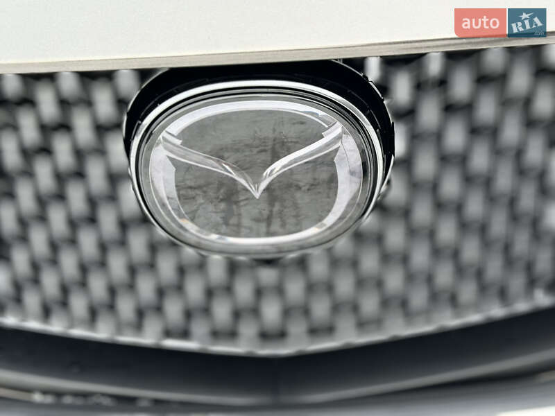 Седан Mazda 6 2019 в Киеве