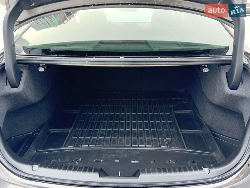 Седан Mazda 6 2019 в Киеве