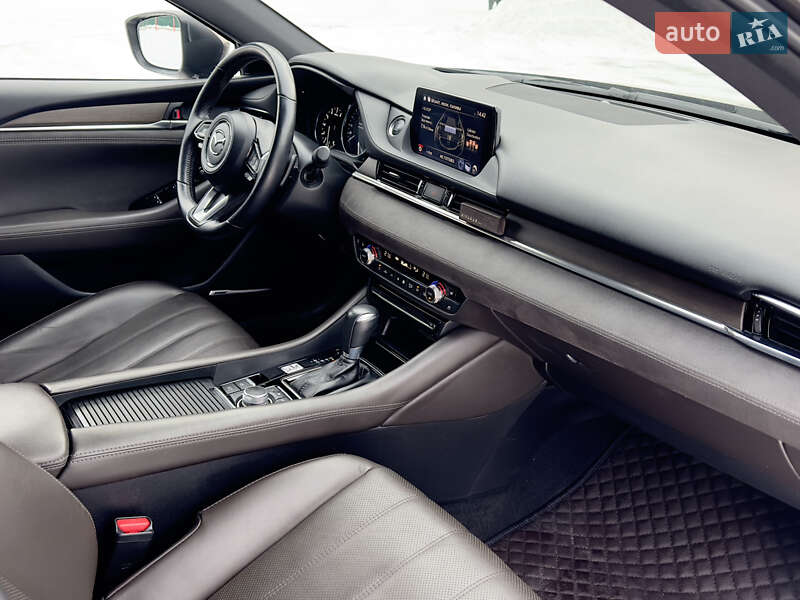 Седан Mazda 6 2019 в Киеве