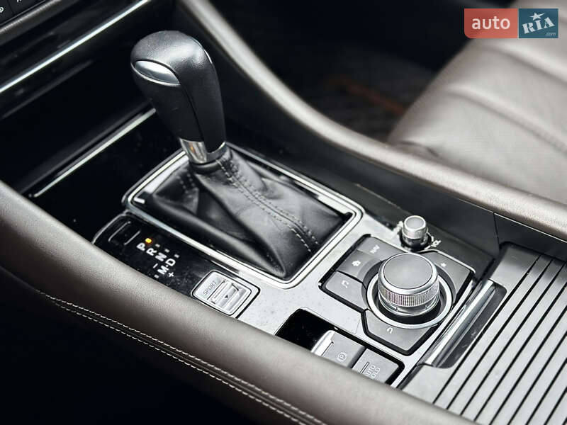 Седан Mazda 6 2019 в Киеве