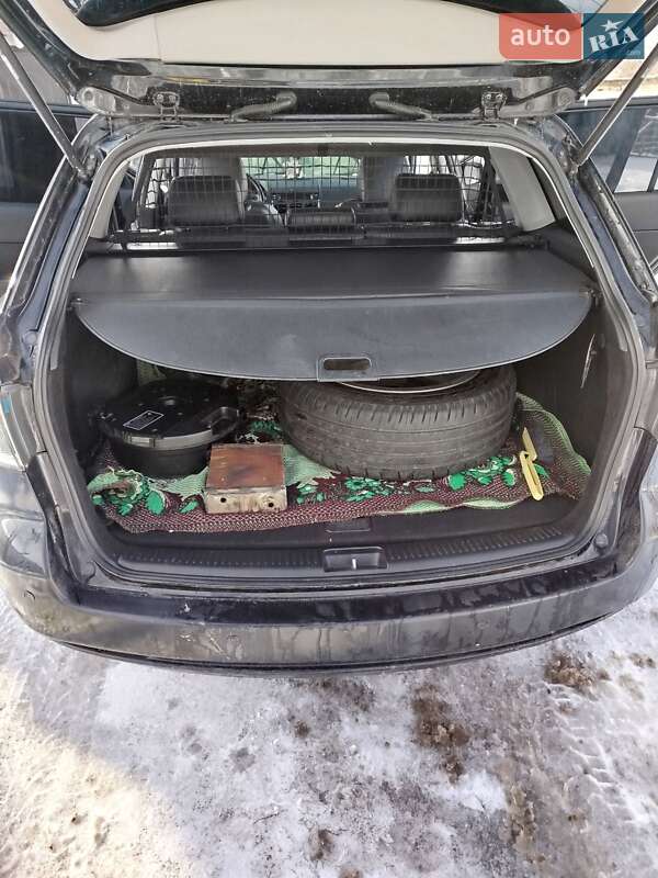 Универсал Mazda 6 2006 в Умани