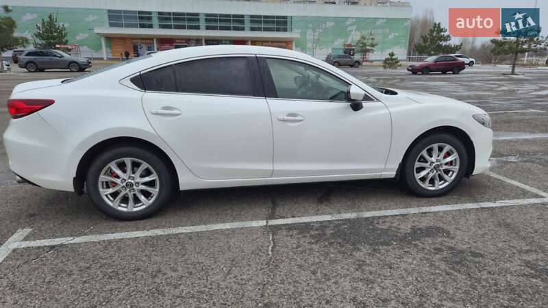 Седан Mazda 6 2014 в Миколаєві