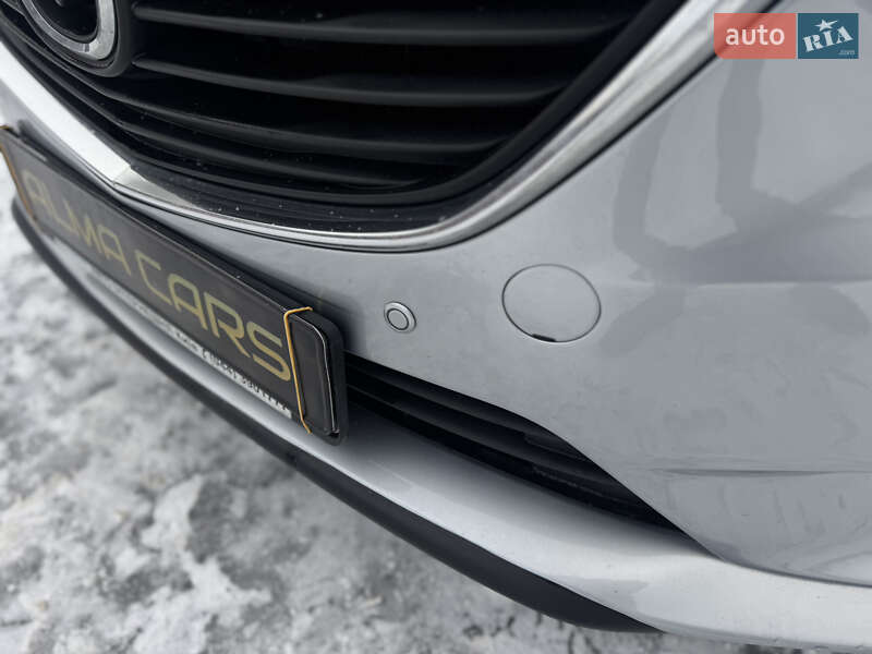 Седан Mazda 6 2016 в Киеве