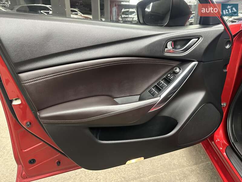 Седан Mazda 6 2017 в Харькове
