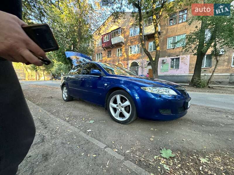 Лифтбек Mazda 6 2004 в Днепре