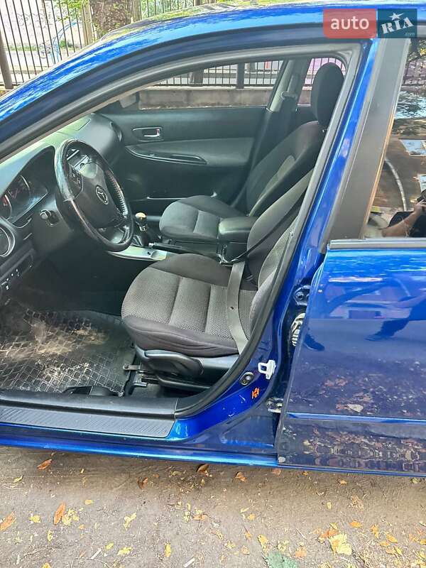 Лифтбек Mazda 6 2004 в Днепре