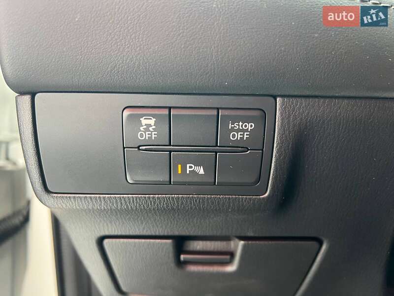 Седан Mazda 6 2019 в Киеве