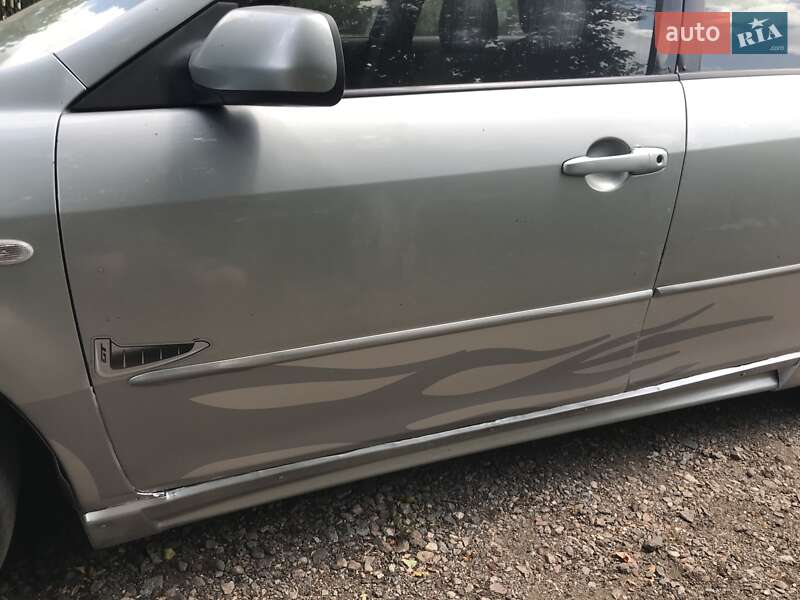 Седан Mazda 6 2004 в Знаменке