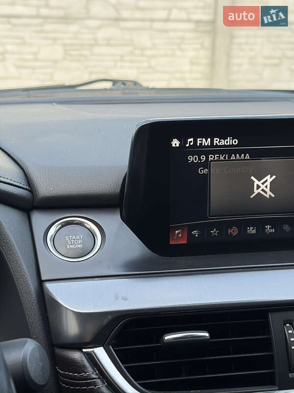 Седан Mazda 6 2016 в Ровно