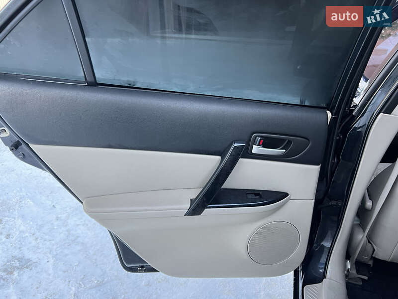 Седан Mazda 6 2007 в Днепре