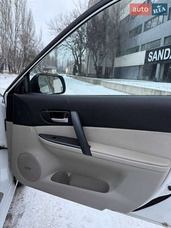 Седан Mazda 6 2006 в Одессе