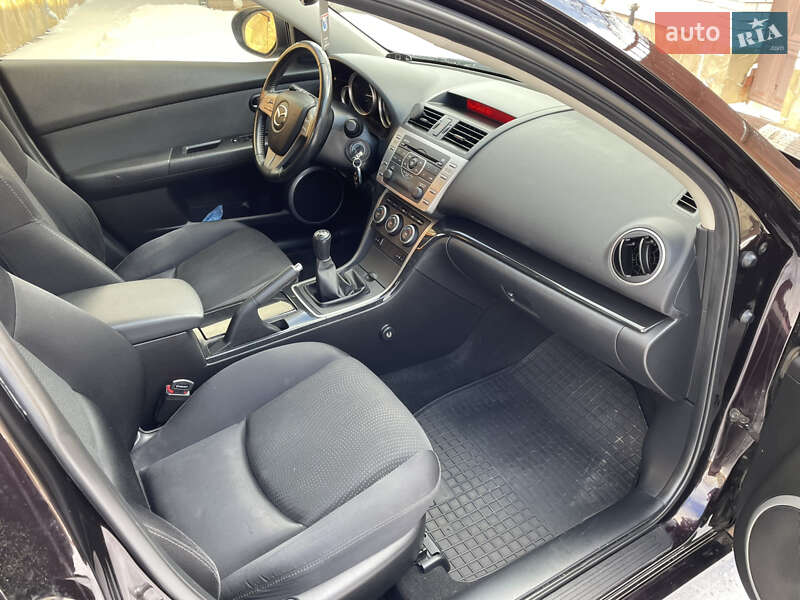 Седан Mazda 6 2009 в Богодухове