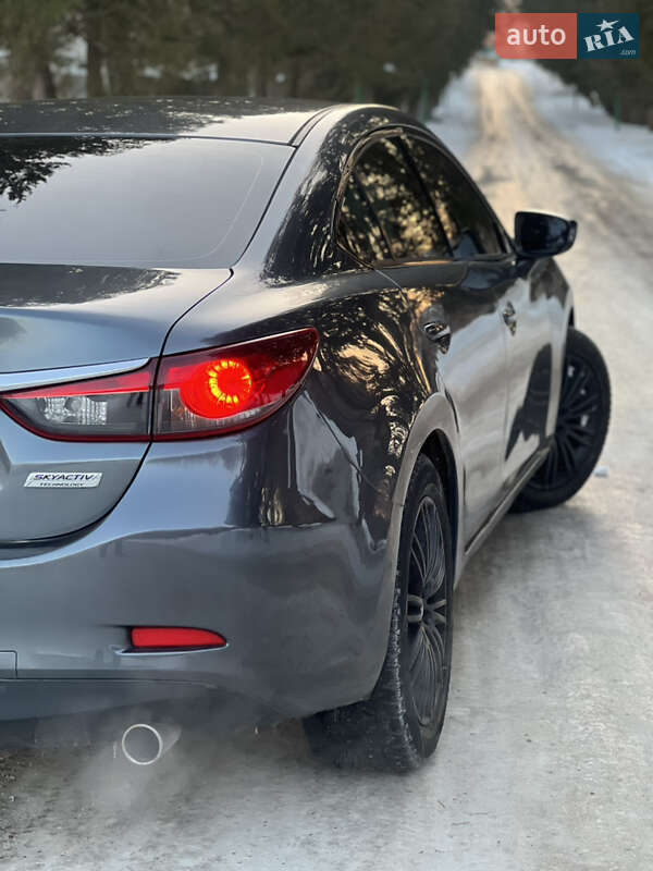 Седан Mazda 6 2016 в Надвірній