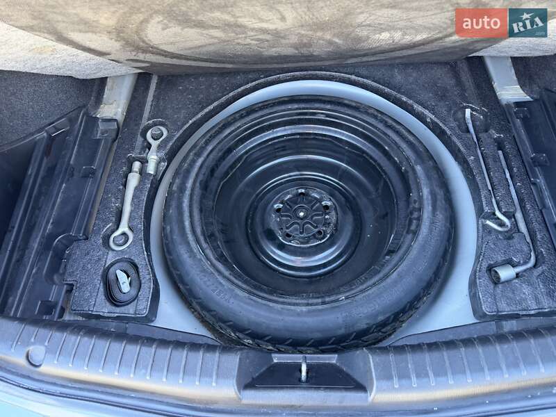 Седан Mazda 6 2012 в Львові