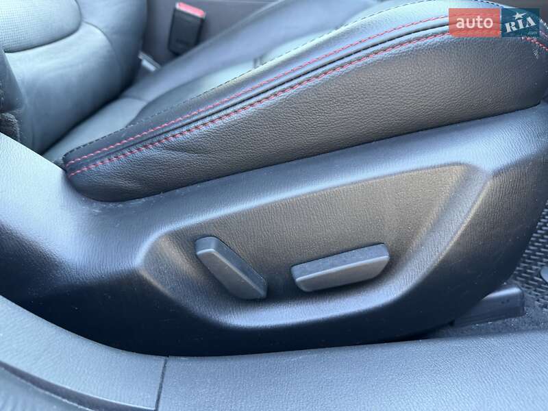 Седан Mazda 6 2012 в Львові