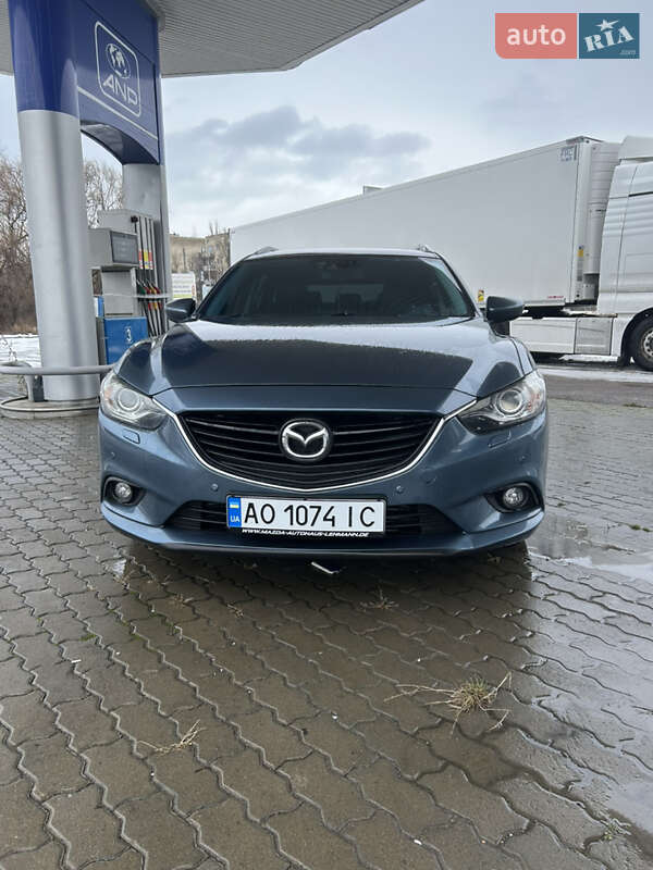 Универсал Mazda 6 2012 в Берегово