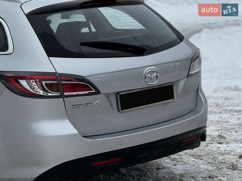 Універсал Mazda 6 2010 в Рівному