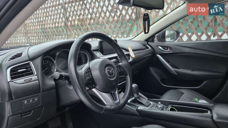 Седан Mazda 6 2015 в Владимире