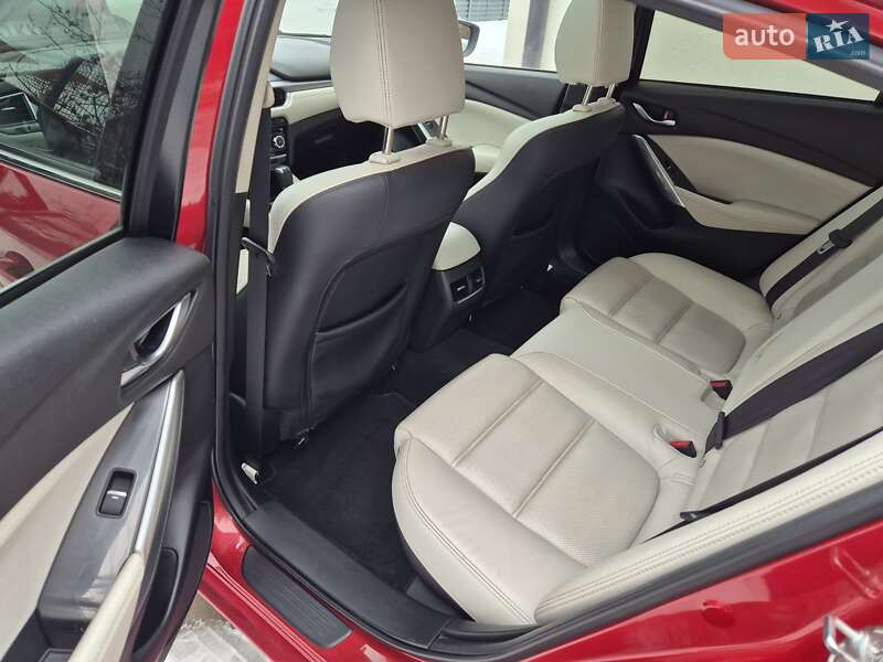 Седан Mazda 6 2017 в Киеве