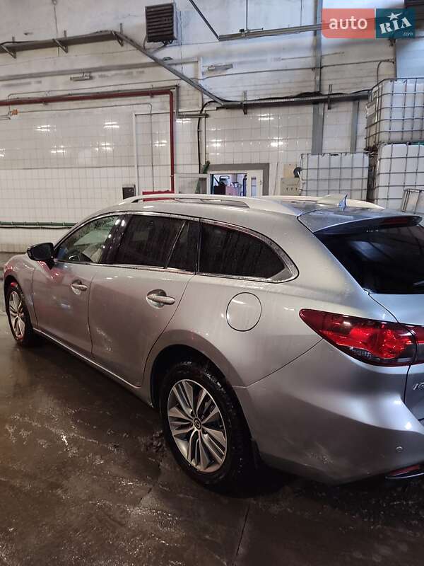 Универсал Mazda 6 2013 в Киеве