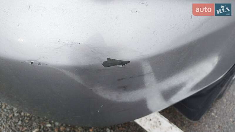 Седан Mazda 6 2003 в Запоріжжі