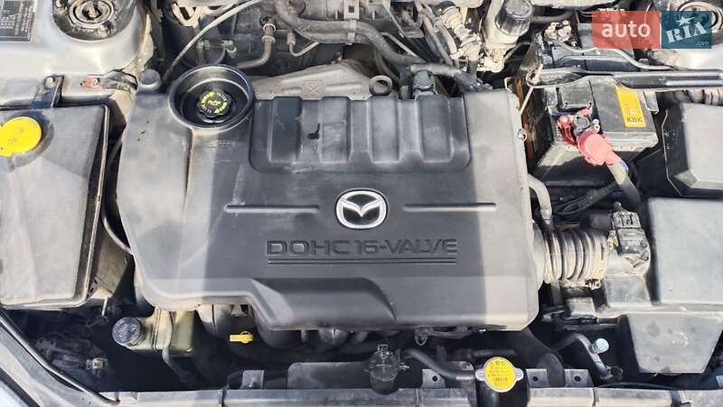 Седан Mazda 6 2003 в Запоріжжі