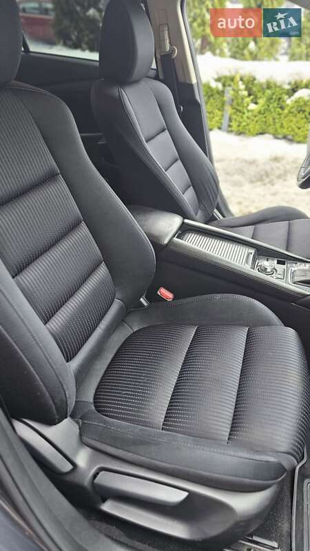 Седан Mazda 6 2016 в Киеве