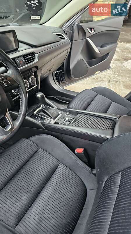 Седан Mazda 6 2016 в Киеве