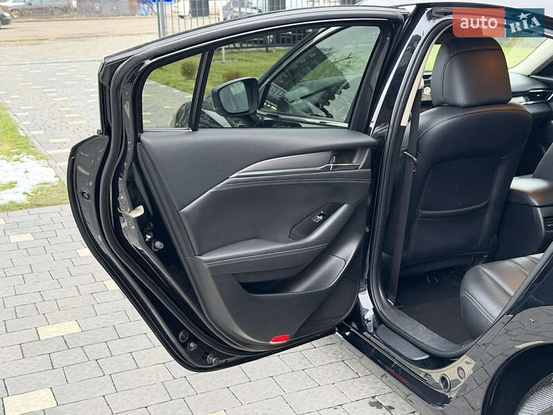 Седан Mazda 6 2018 в Ужгороді
