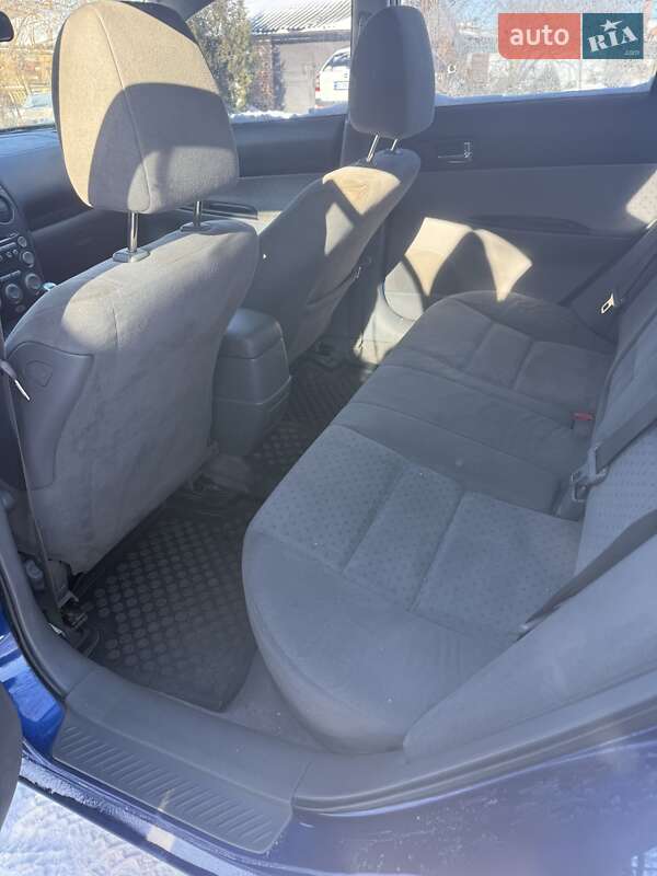 Седан Mazda 6 2005 в Гадячі