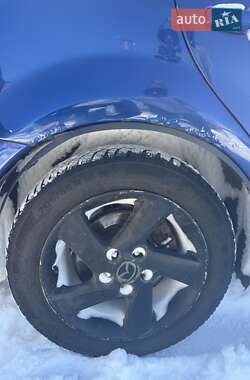 Седан Mazda 6 2005 в Гадяче