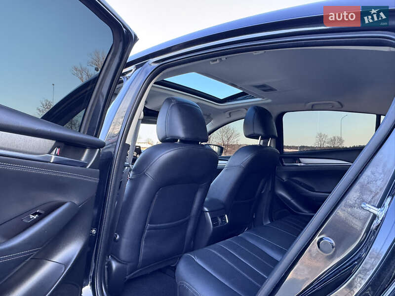 Седан Mazda 6 2018 в Бродах